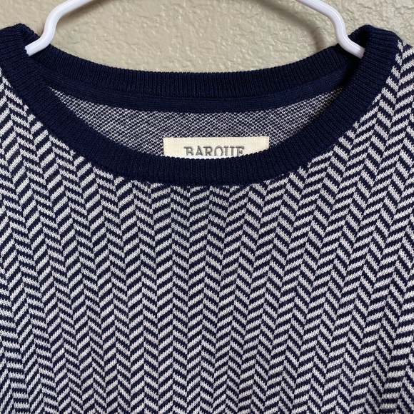 Barque 100% Merino Wool Soft Chevron Sweater $150 - Picture 7 of 10